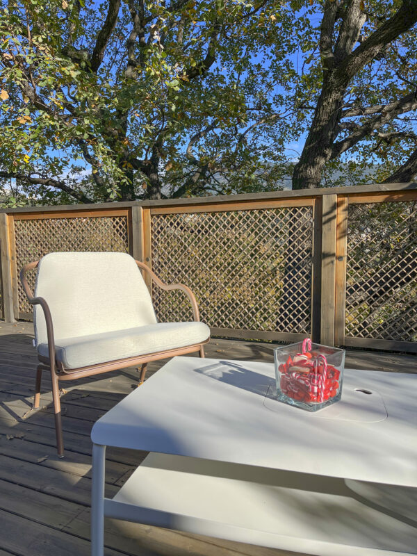 Table basse grand format - Espace Détente – Image 2